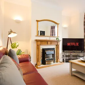 Host & - Beechville , Scarborough United Kingdom