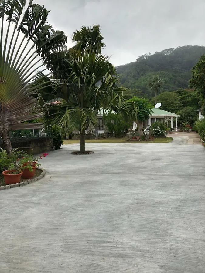 Flower Garden Self-Catering Apartments Victoria Seychelles
